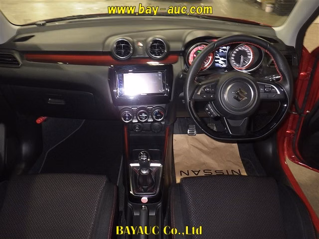SUZUKI SWIFT