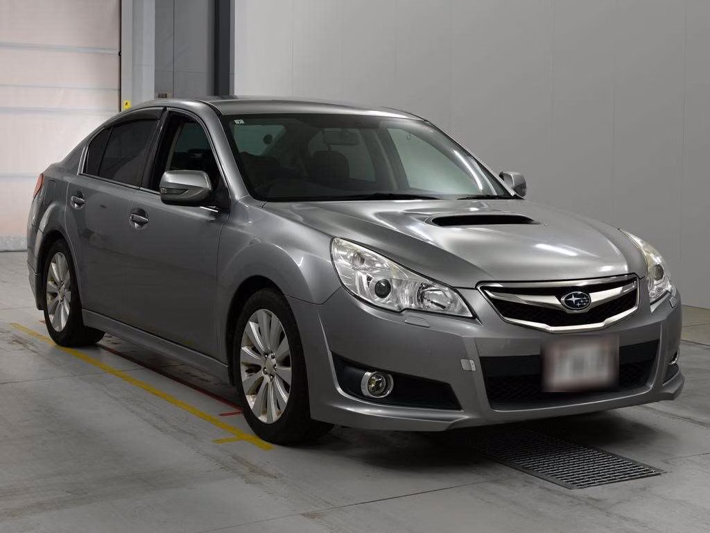 SUBARU LEGACY B4