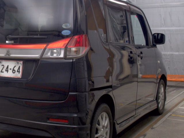MITSUBISHI DELICA D:2