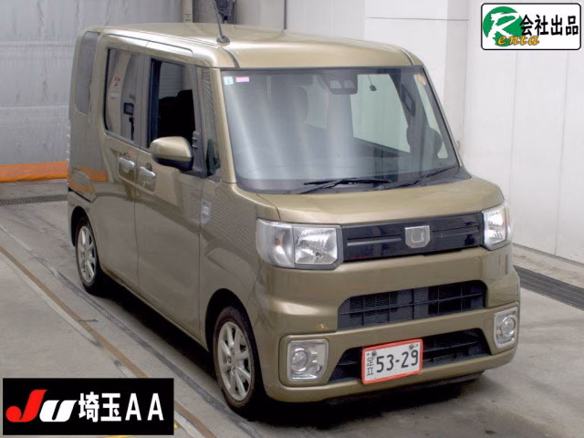 DAIHATSU WAKE