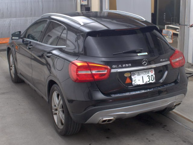 MERCEDES-BENZ GLA-CLASS