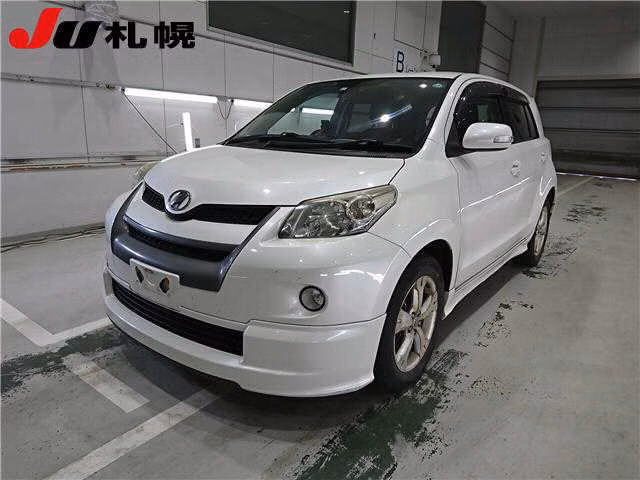 TOYOTA IST