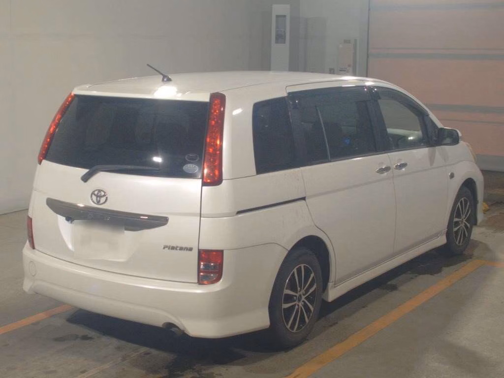 TOYOTA ISIS