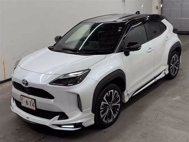 TOYOTA YARIS CROSS
