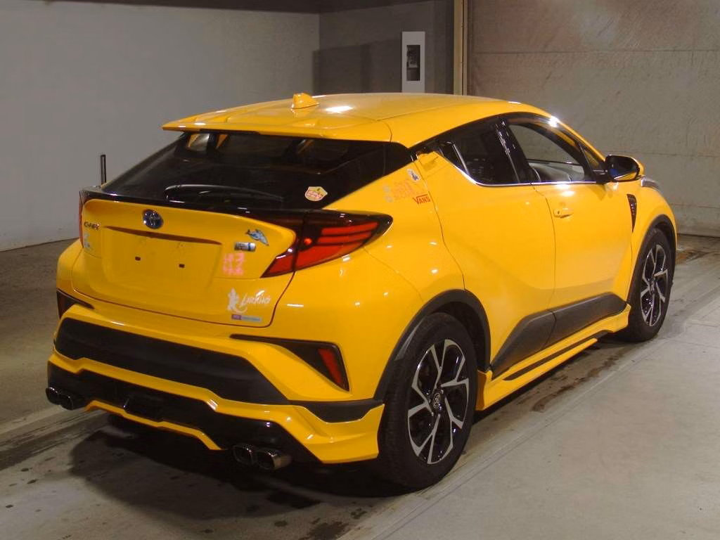 TOYOTA C-HR