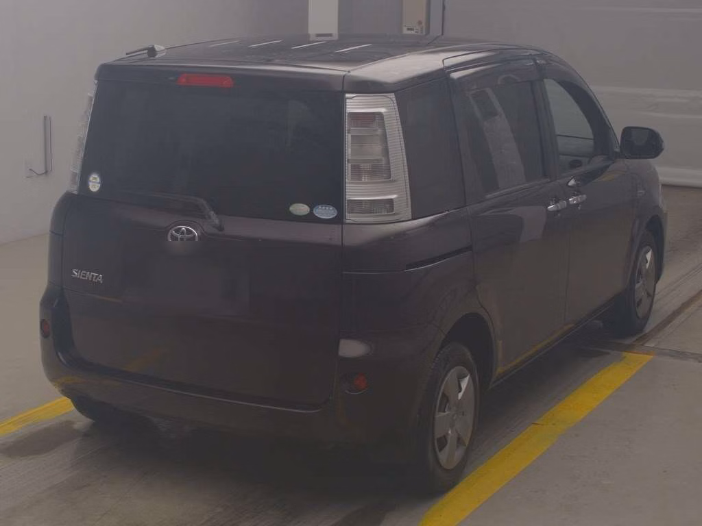 TOYOTA SIENTA