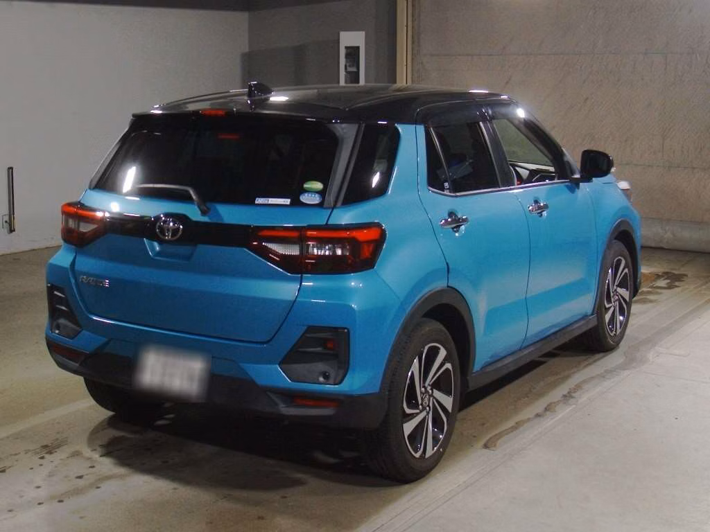TOYOTA RAIZE