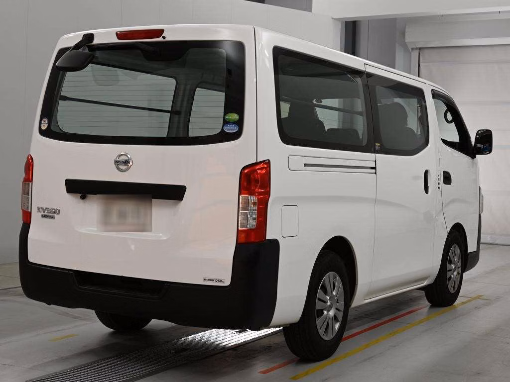 NISSAN NV350 CARAVAN