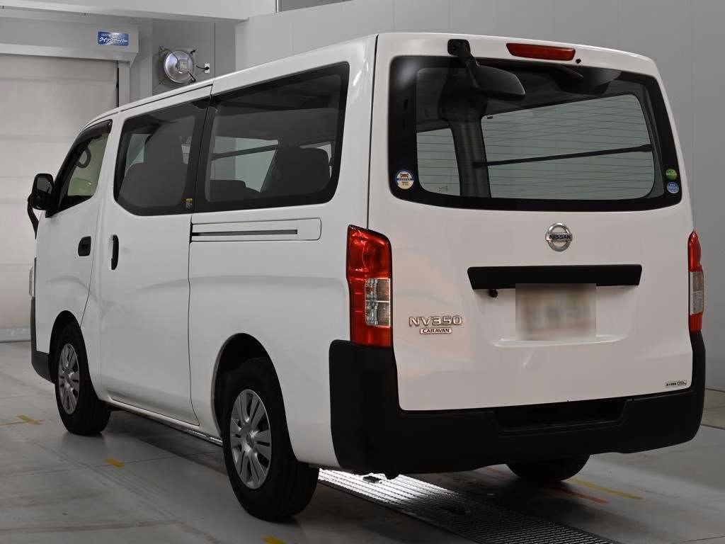 NISSAN NV350 CARAVAN