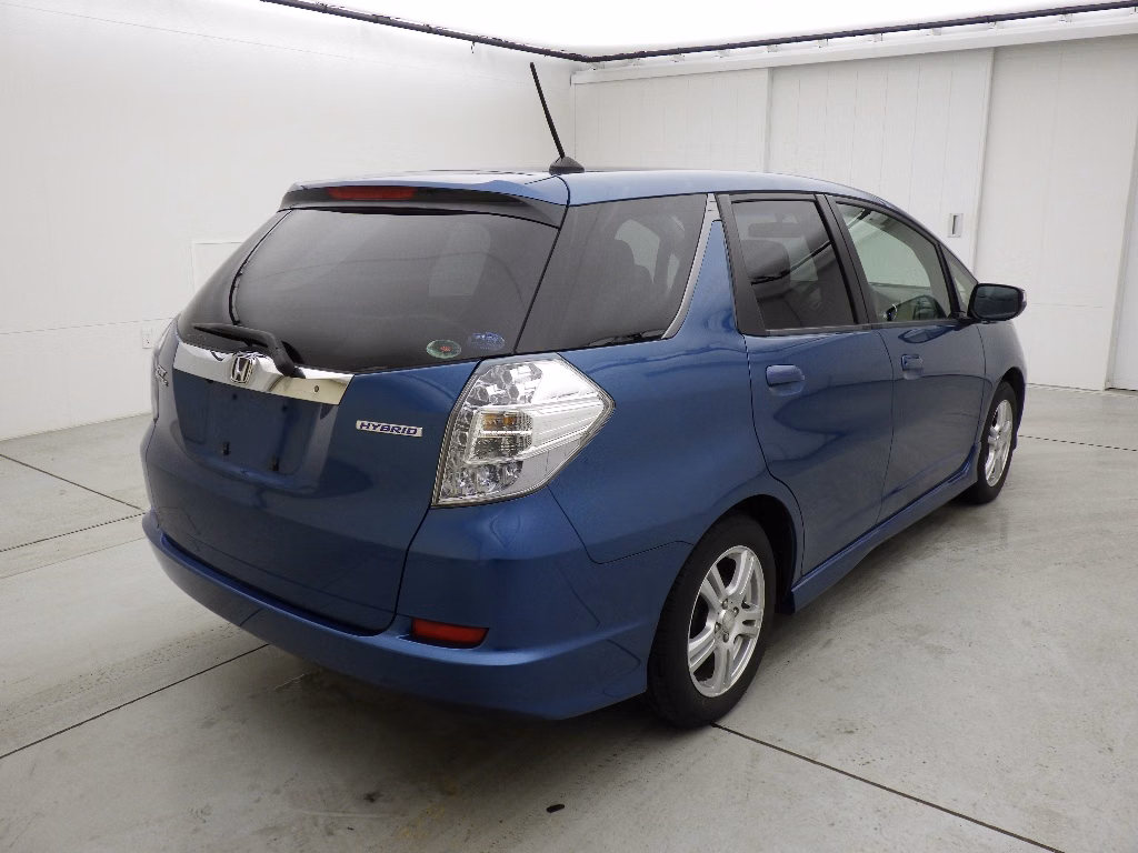 HONDA FIT SHUTTLE