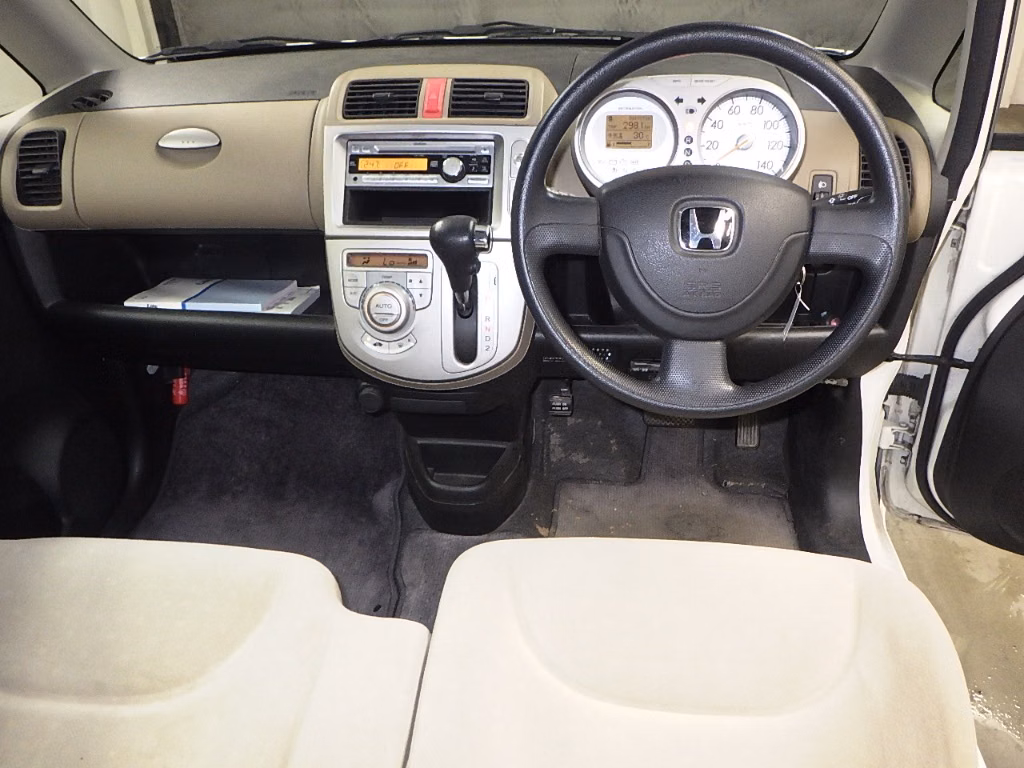 HONDA LIFE