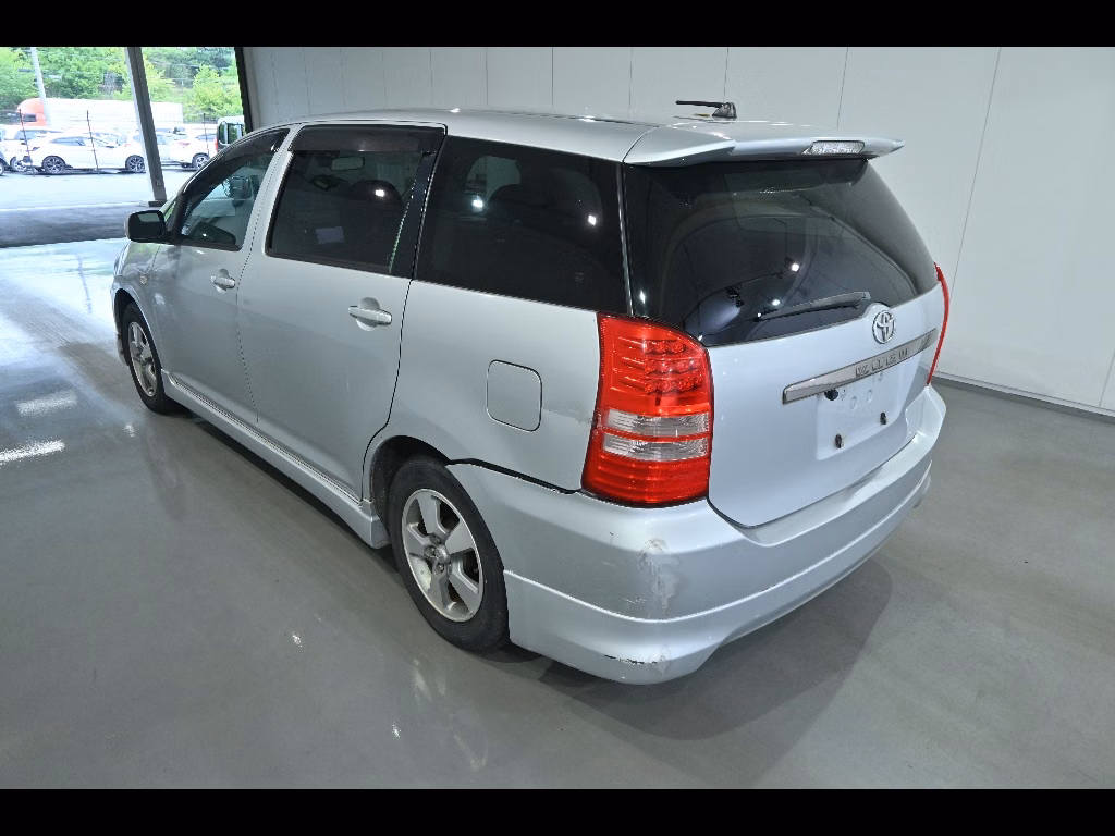 TOYOTA WISH