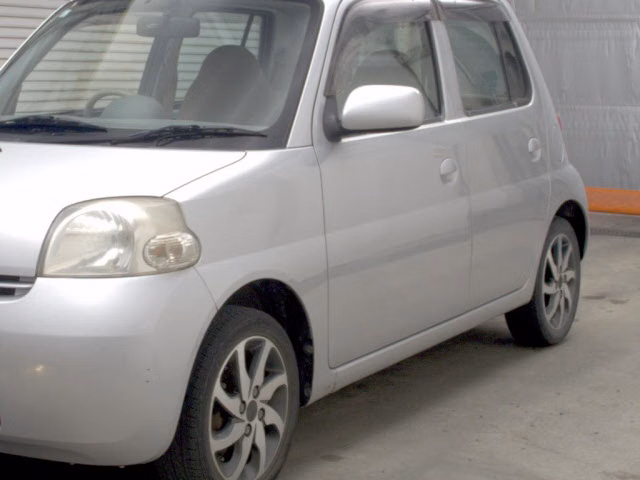 DAIHATSU ESSE