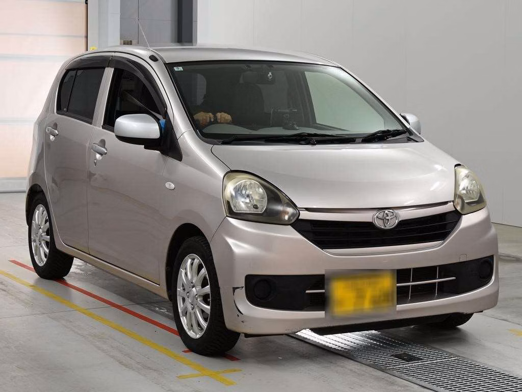 TOYOTA PIXIS EPOCH