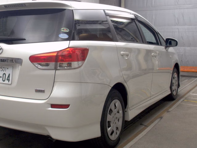 TOYOTA WISH