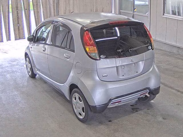 MITSUBISHI I