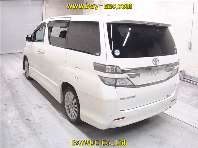 TOYOTA VELLFIRE