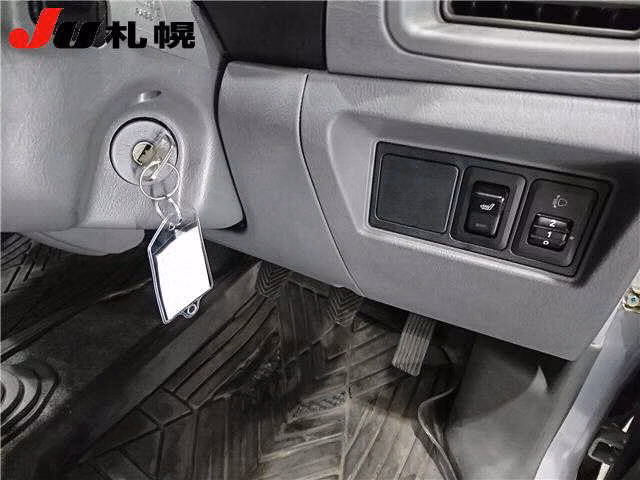 MITSUBISHI MINICA