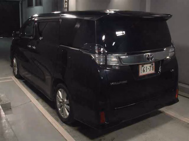 TOYOTA VELLFIRE