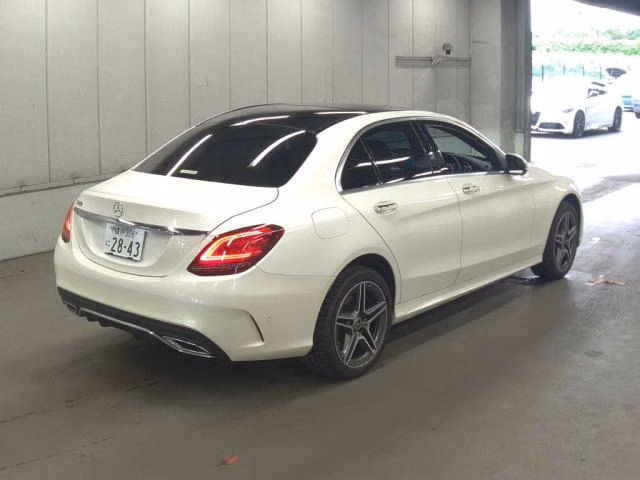 MERCEDES-BENZ C-CLASS
