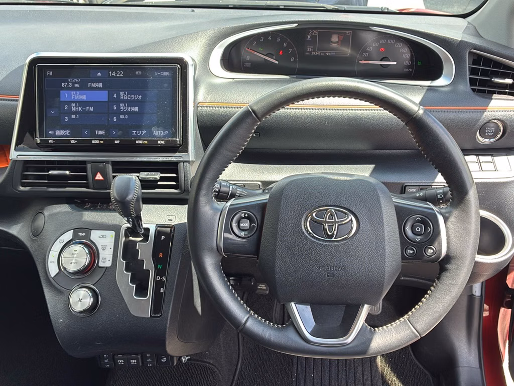TOYOTA SIENTA