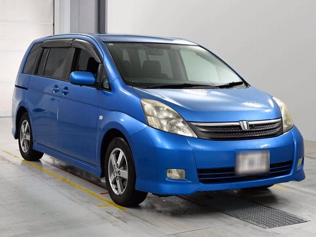TOYOTA ISIS