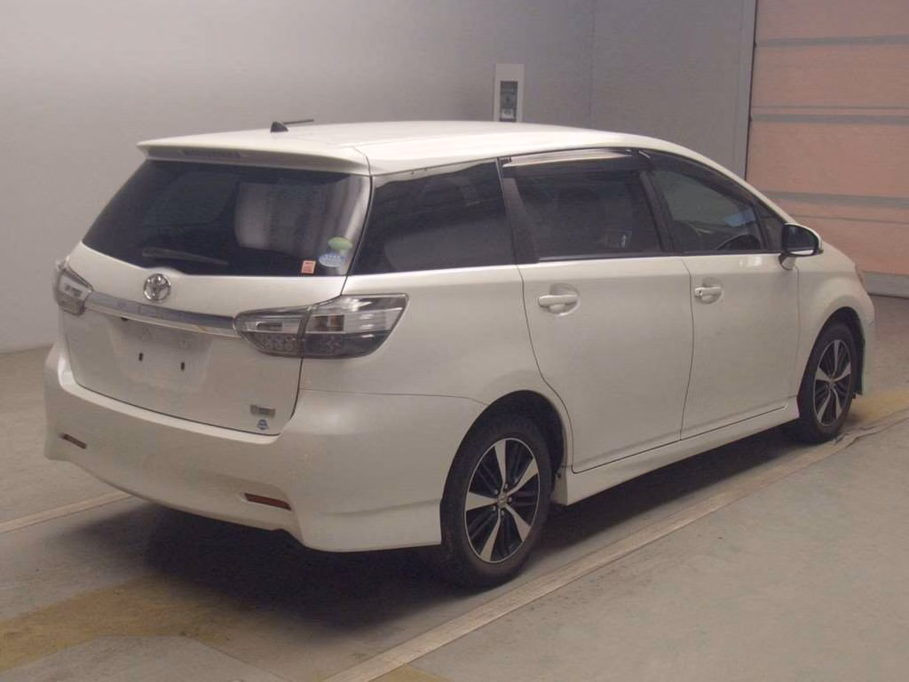 TOYOTA WISH