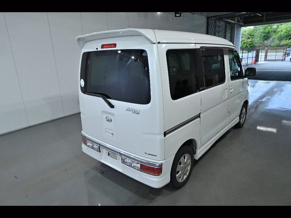 DAIHATSU ATRAI