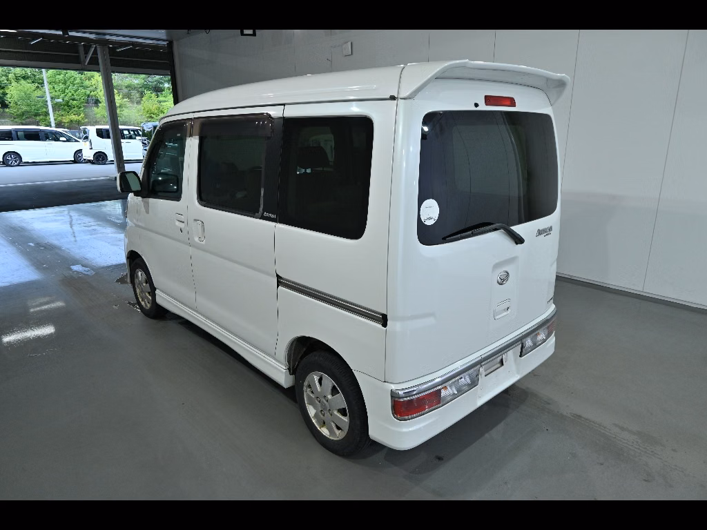 DAIHATSU ATRAI