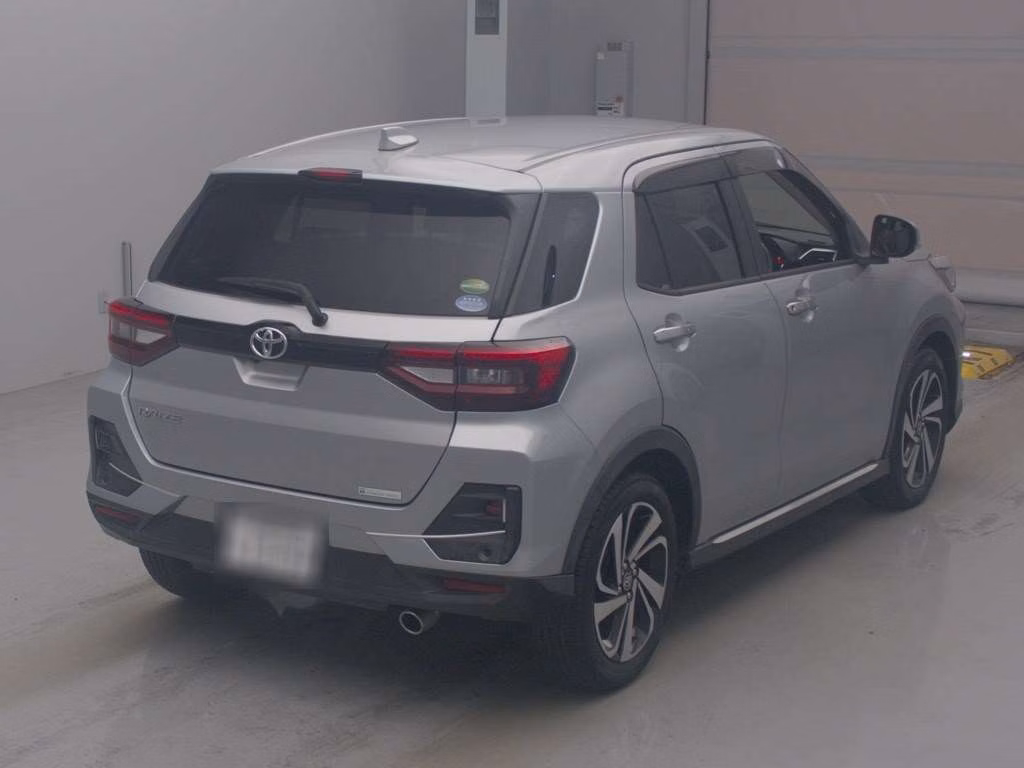 TOYOTA RAIZE