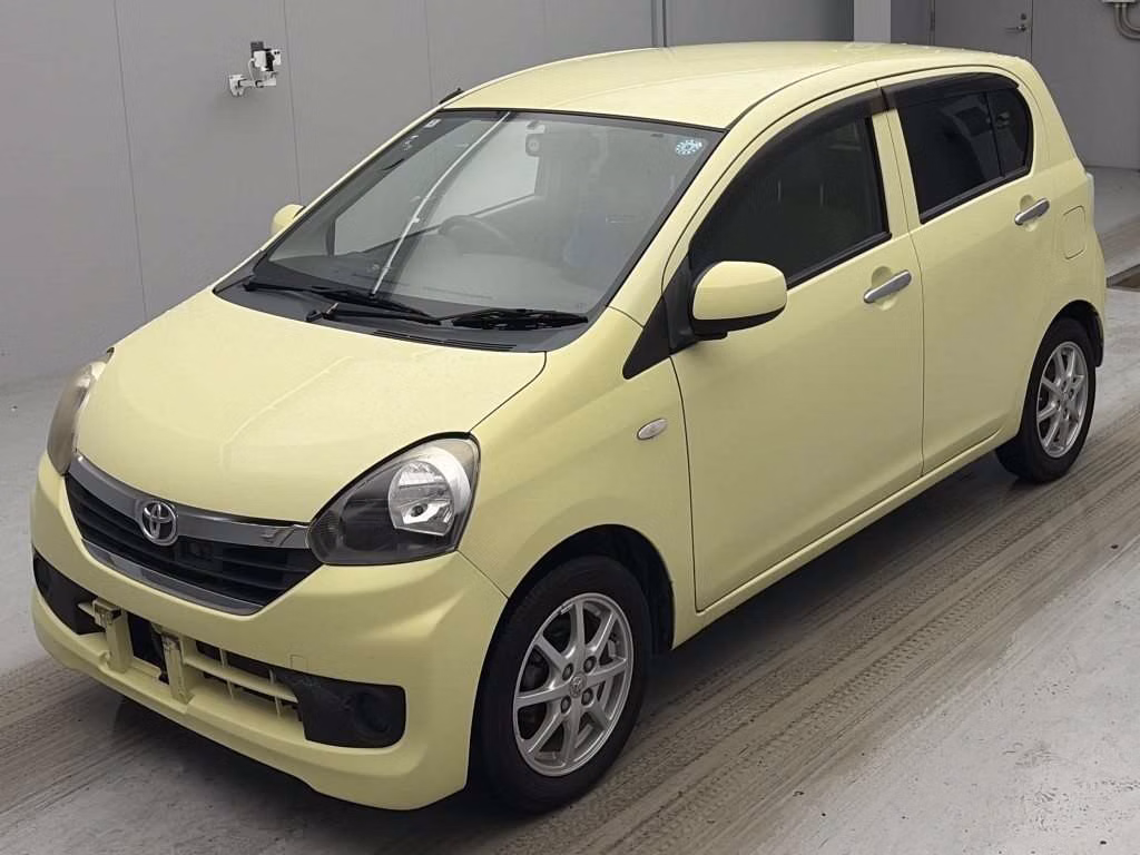 TOYOTA PIXIS EPOCH