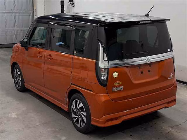 MITSUBISHI DELICA D:2