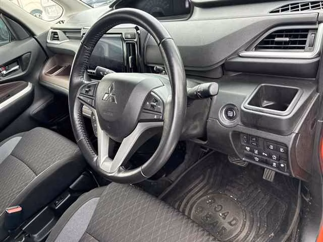 MITSUBISHI DELICA D:2