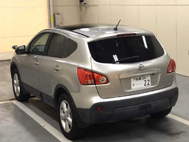 NISSAN DUALIS