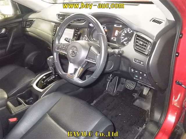 NISSAN X-TRAIL