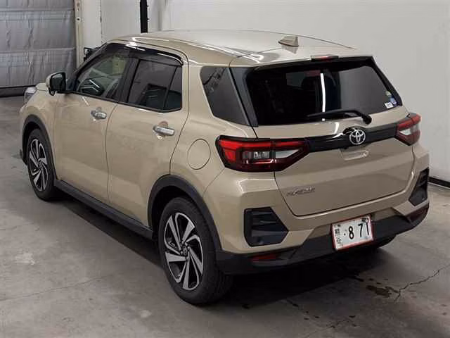 TOYOTA RAIZE