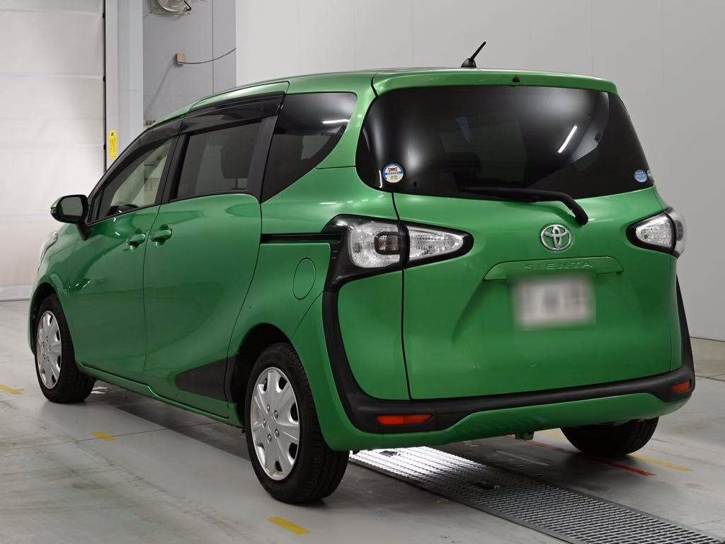 TOYOTA SIENTA