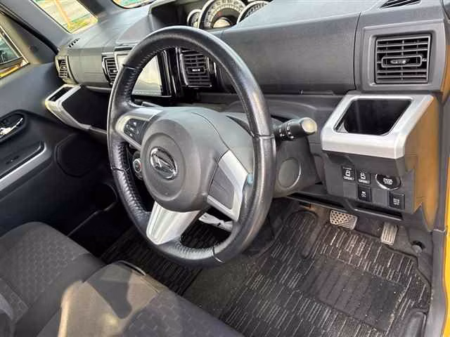 DAIHATSU WAKE