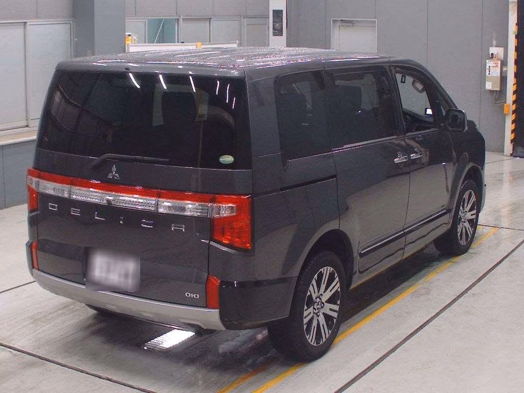MITSUBISHI DELICA D:5