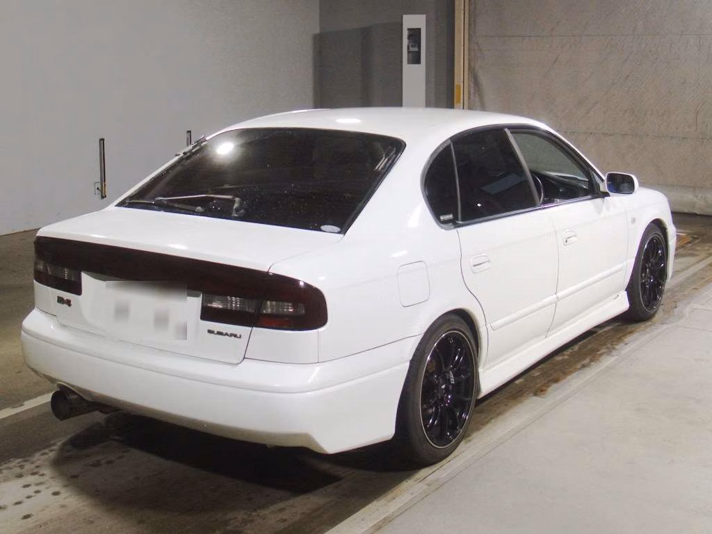 SUBARU LEGACY B4