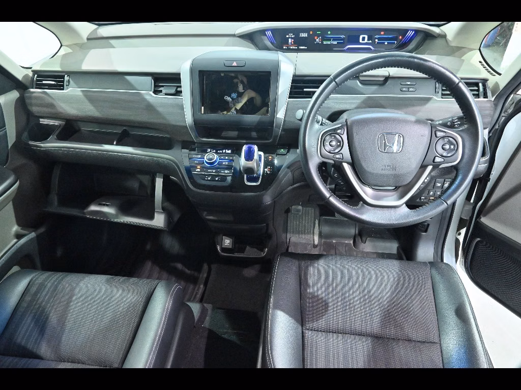 HONDA FREED+