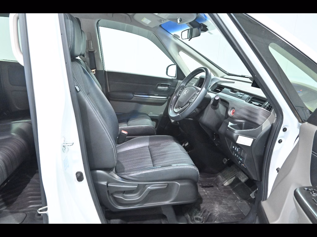 HONDA FREED+