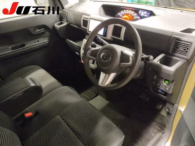 DAIHATSU WAKE
