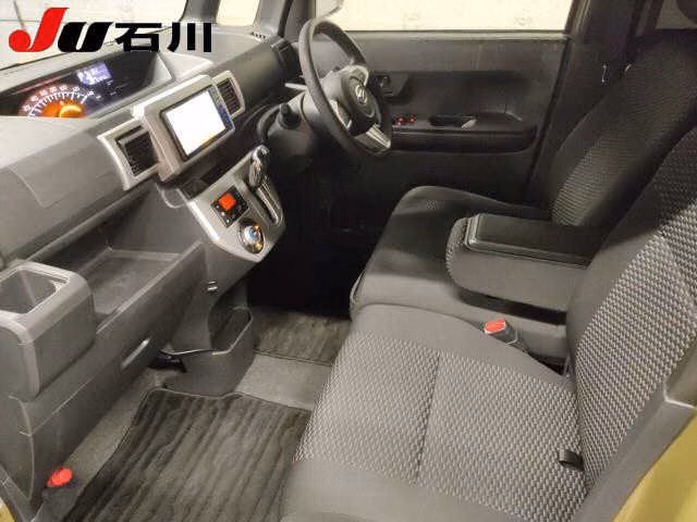 DAIHATSU WAKE