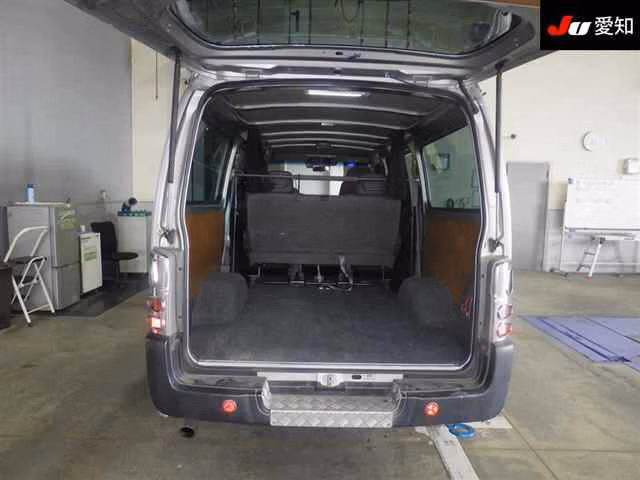 NISSAN CARAVAN