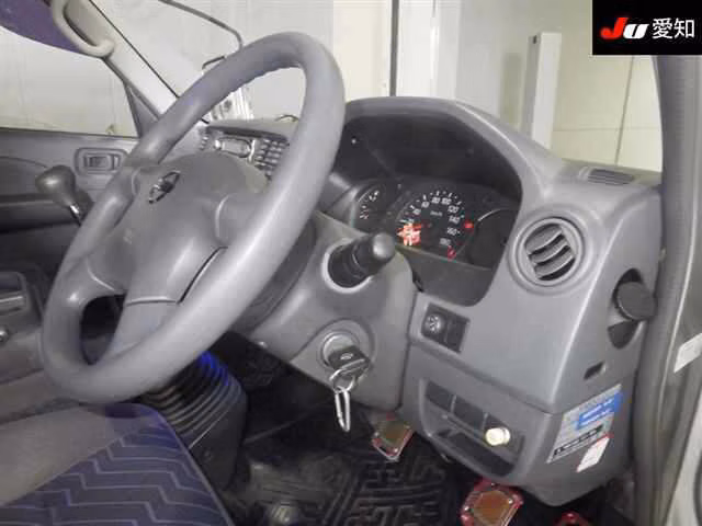 NISSAN CARAVAN