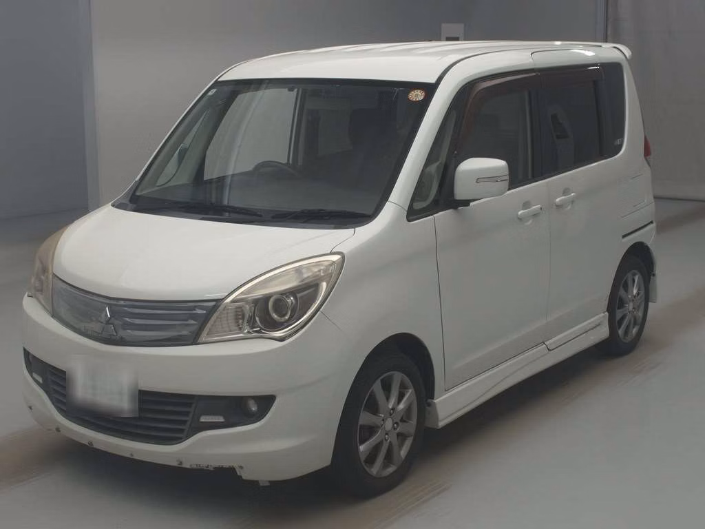 MITSUBISHI DELICA D:2