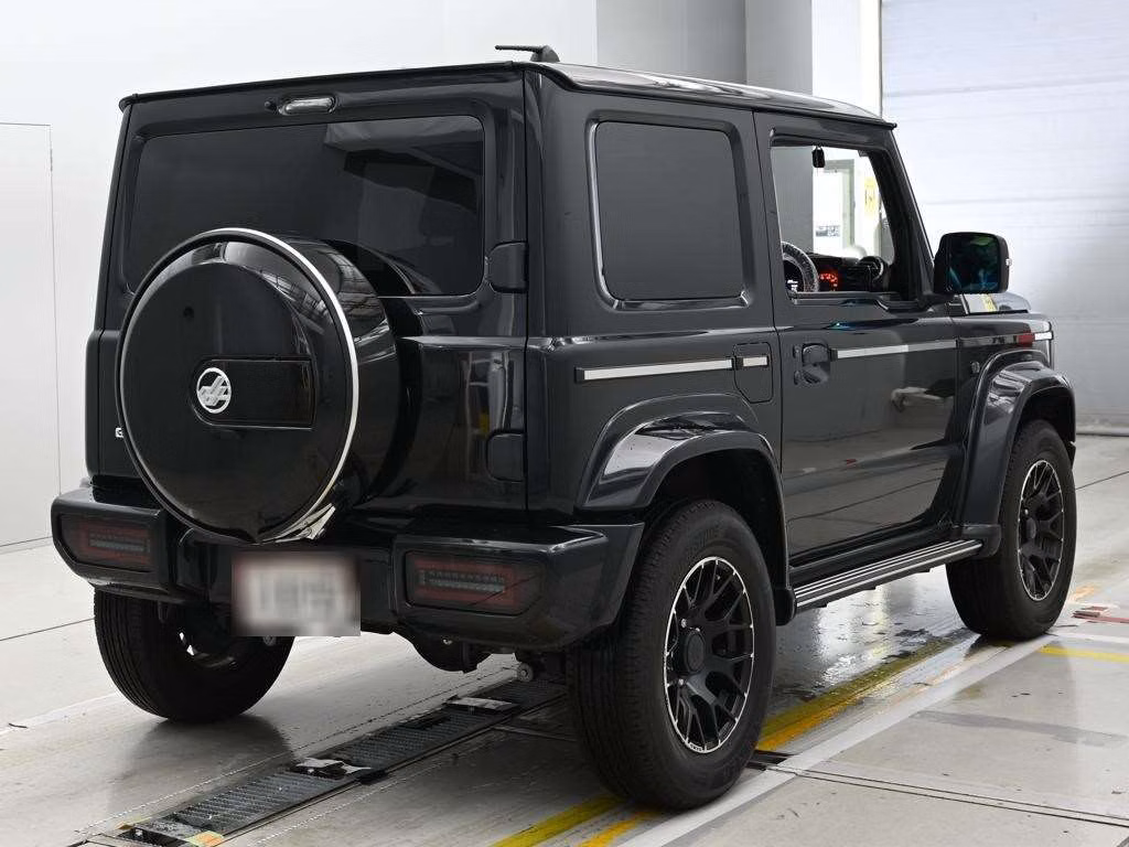 SUZUKI JIMNY SIERRA