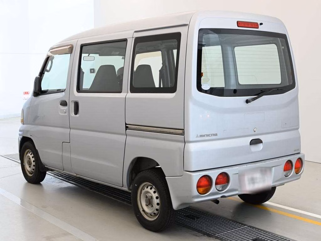 MITSUBISHI MINICAB