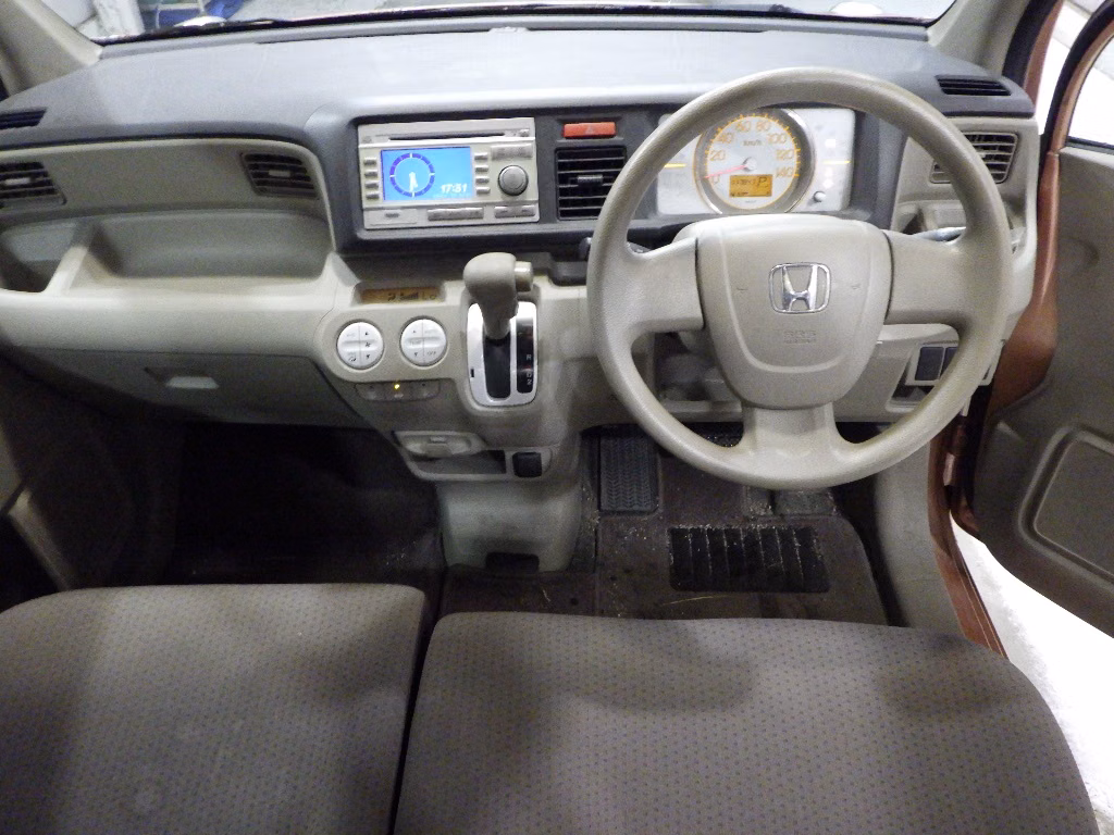 HONDA LIFE
